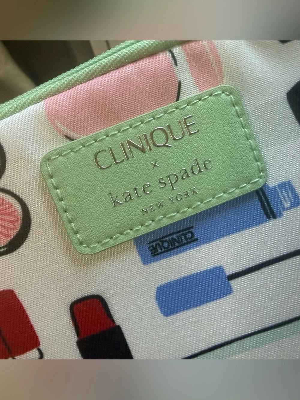 NWOT Clinique x Kate Spade Green Cosmetic Bag - with Makeup Design